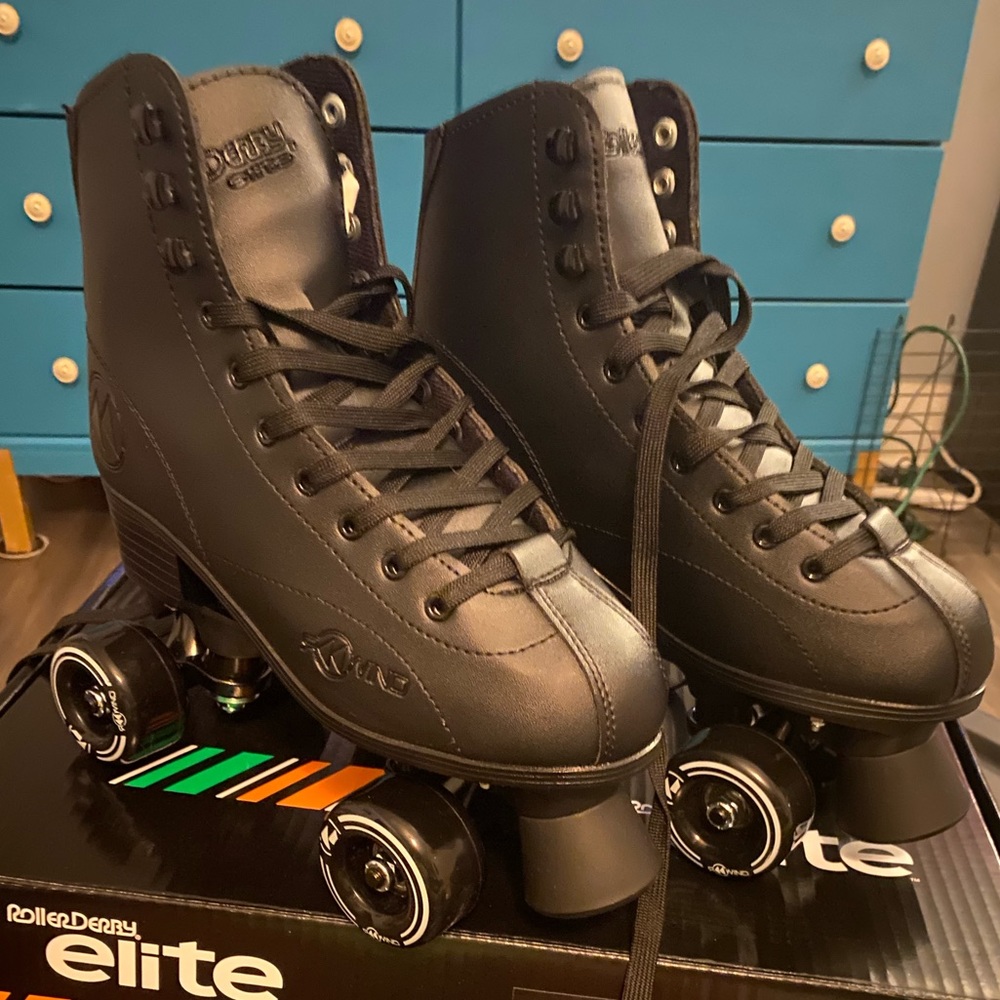 Roller Derby Elite Reewind Black Roller Skates
